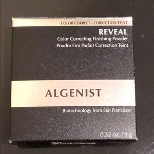Algenist REVEAL Color Correcting Finishing Powder